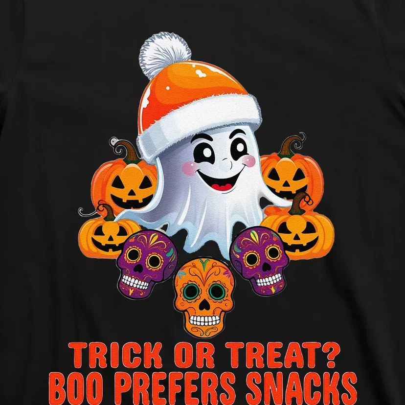 Cute Halloween Ghost Trick Or Treat Boo Candy Funny Quote T-Shirt