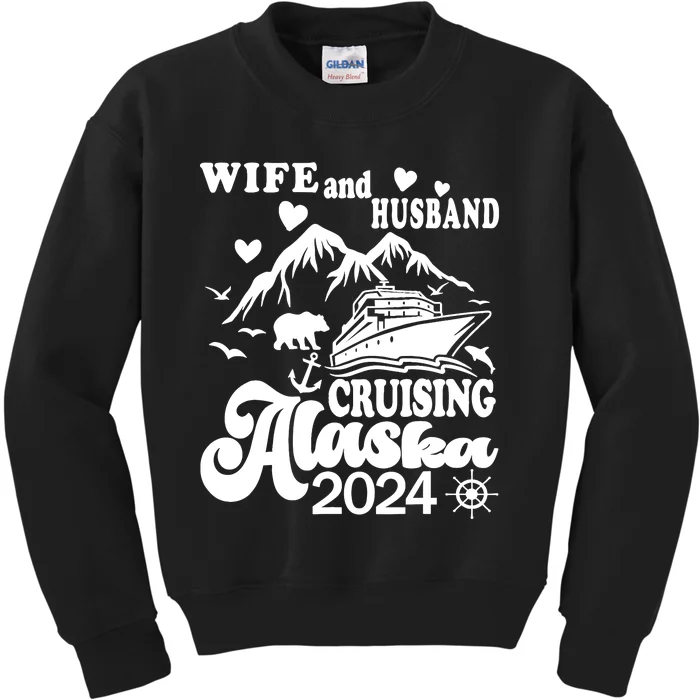 Cruising Husband Wife Couple Summer Alaska Cruise 2024 Funny Kids Sweatshirt