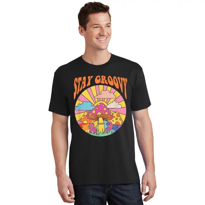 Cute Indie Aesthetic Mushroom Stay Groovy Retro 70s Hippie T-Shirt