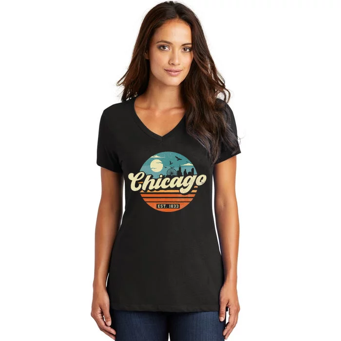 Chicago Illinois Retro Skyline Night Il Souvenirs Women's V-Neck T-Shirt