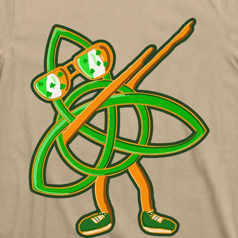 Celtic Irish Symbol St Patricks Day Dabbingrinity Knot T-Shirt