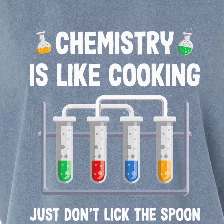 Chemist just don´t lick the spoon funny chemistry Garment-Dyed Women's Muscle Tee