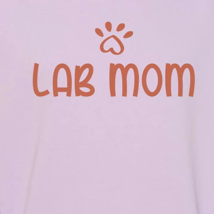 Chocolate Lab Mom Valentine's Day Labrador Mama Gift Garment-Dyed Sweatshirt