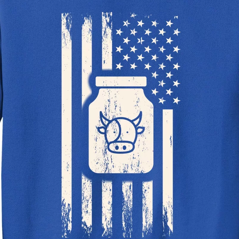 Cow Milk And Usa / American Flag For Dairy Farmer And Milk Lover Great Gift Tall Sweatshirt