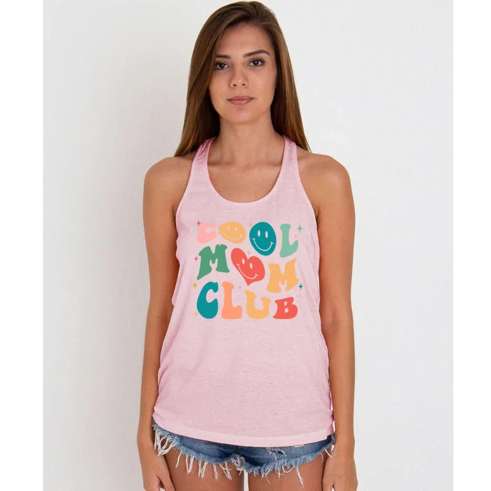 Cool Mom Club Groovy Retro Smile Cool Mom Club Aunties Gift Women's Knotted Racerback Tank