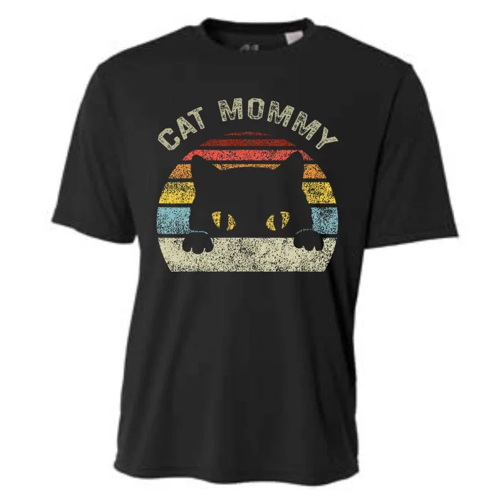 Cat Mommy Women Vintage Retro Black Cats Mom Mothers Day Cooling Performance Crew T-Shirt