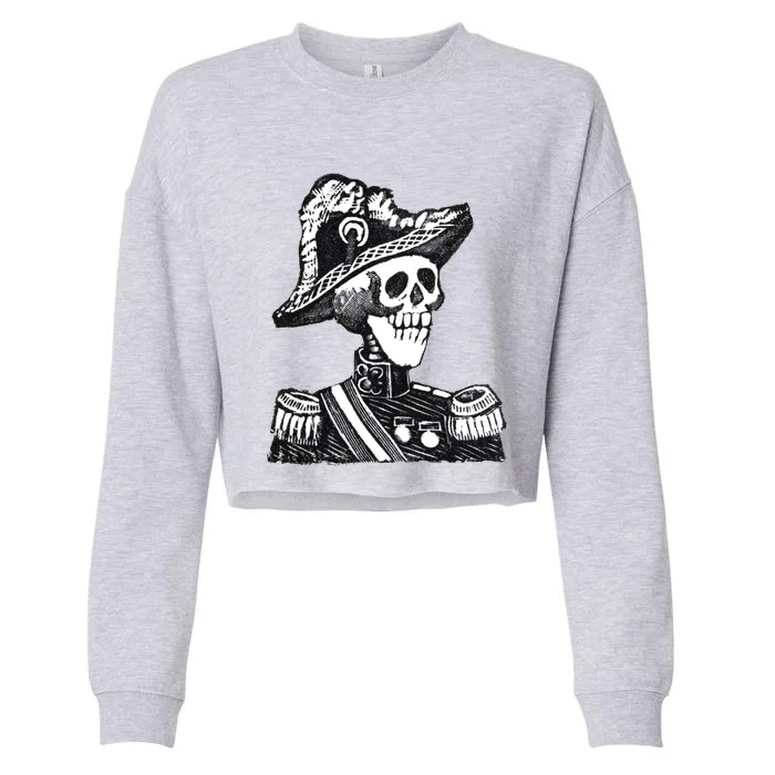 Calaca Naval Capitan Cool Gift Mexico Skeleton Style Gift Cropped Pullover Crew