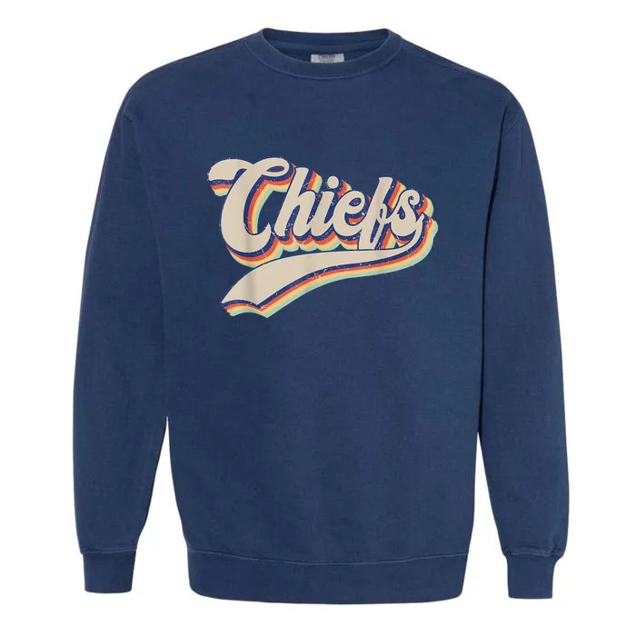 Chiefs Name Personalized Vintage Retro Gift M.e.n WoM.e.n Garment-Dyed Sweatshirt