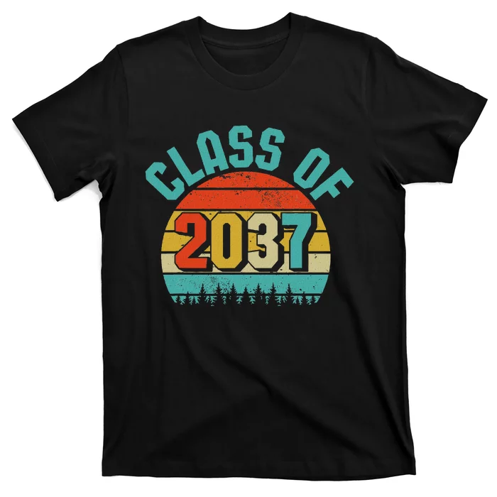 Class Of 2037 Grow With Me Kindergarten To Graduation Retro T-Shirt