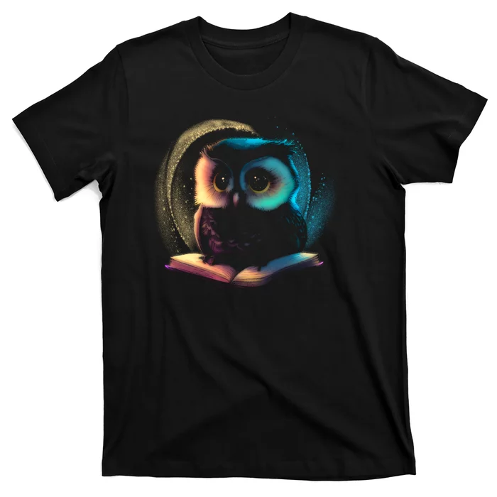 Cute Owl Animal With Book T-Shirt