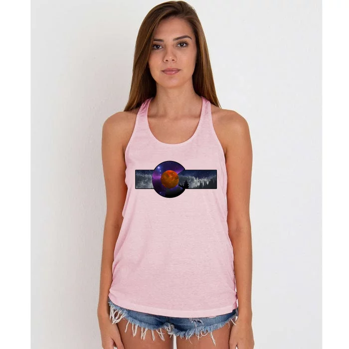 Colorado Flag Retro Mountains Wilderness Women's Knotted Racerback Tank