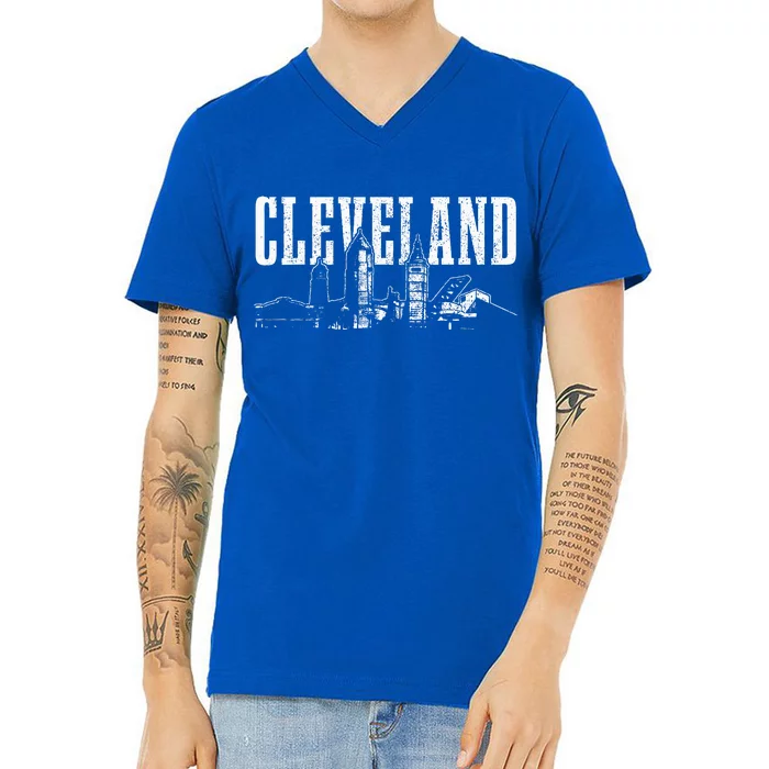 Cleveland Ohio Skyline Pride Vintage Cleveland V-Neck T-Shirt