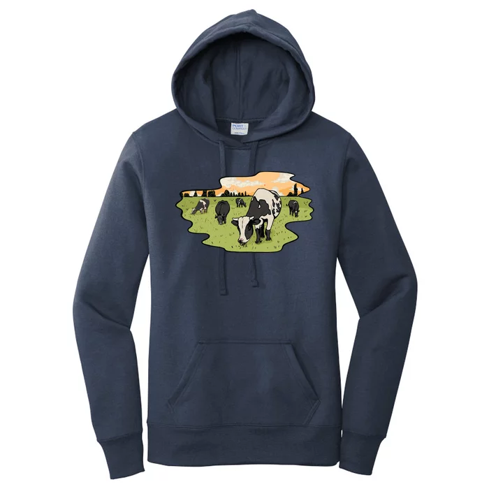 Cows In Field Women's Pullover Hoodie