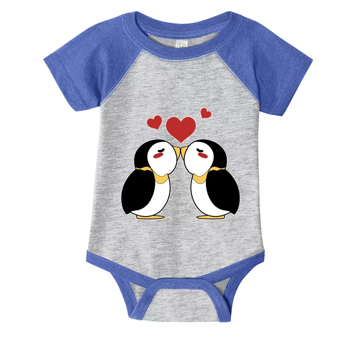 Cute Penguin Lovers Kissing Heart Valentine's Day Gift Infant Baby Jersey Bodysuit