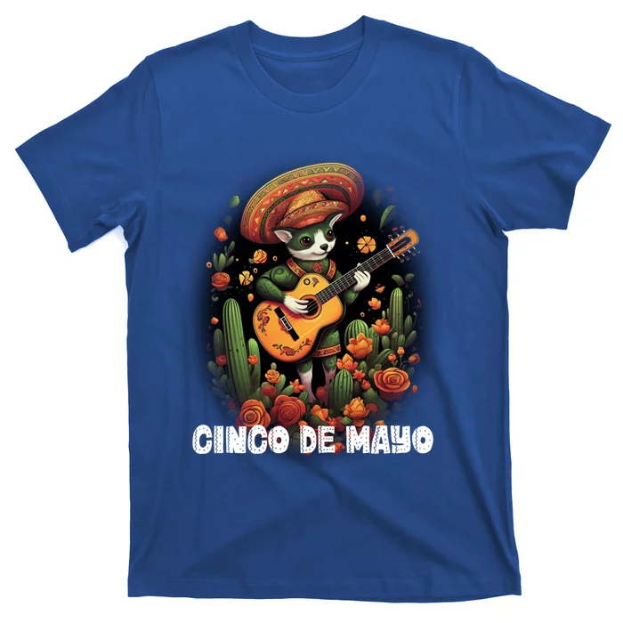 Cute Pembroke Welsh Dog Cinco De Mayo Mexican Holiday Attire Gift T-Shirt