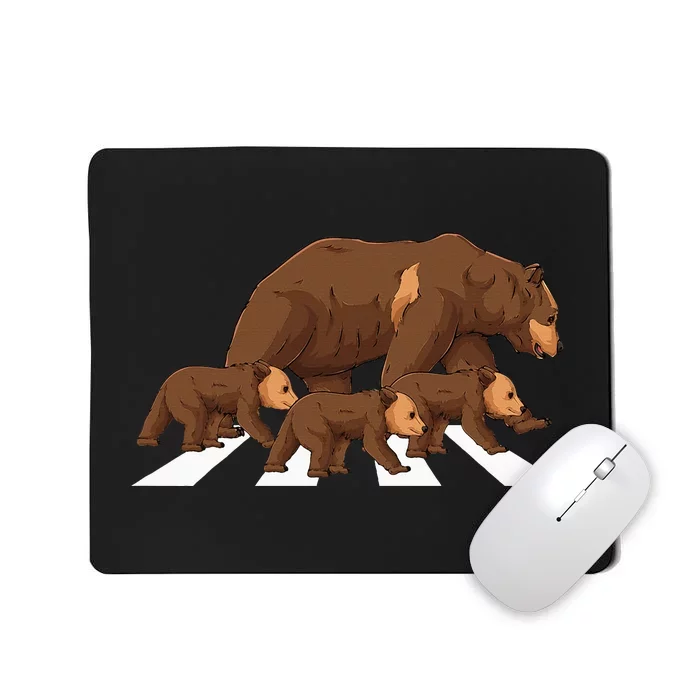 Crossing Road Bear Wildlife Wild Camping Campers Bear Mousepad