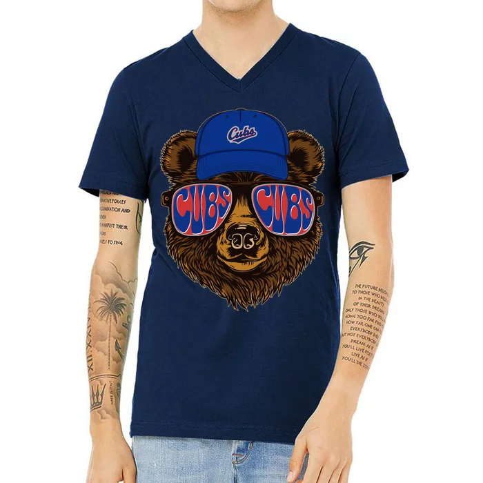 Cool Retro Cubs Bear V-Neck T-Shirt