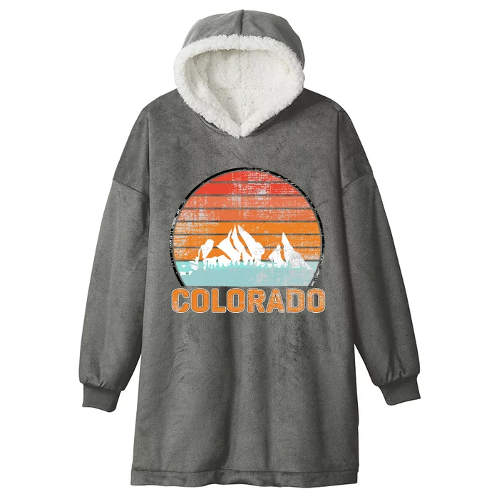 Colorado Retro Look Hooded Wearable Blanket