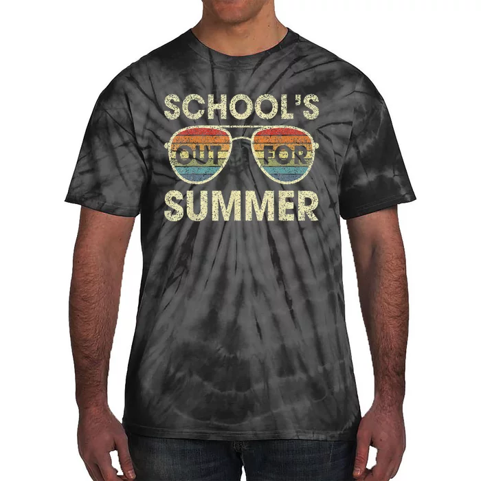 Cute Retro Last Day Of School Schools Out For Summer Teacher Tie-Dye T-Shirt