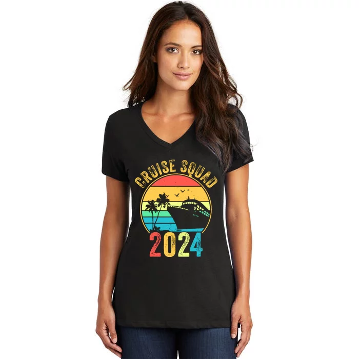 Cruise Squad 2024 Family Vacation Matching Family Group Women's V-Neck T-Shirt