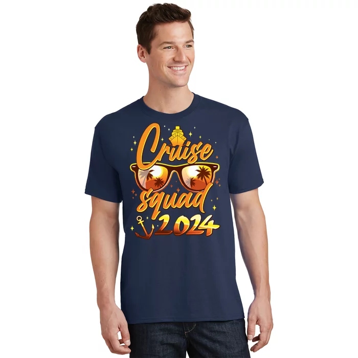 Cruise Squad 2024 Family Friends Vacation T-Shirt