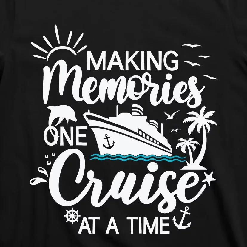 Cruise Ship , Family Cruising Trip T-Shirt