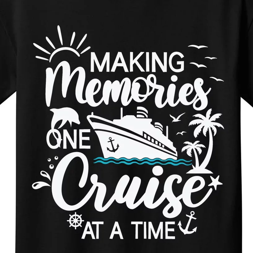 Cruise Ship , Family Cruising Trip Kids T-Shirt