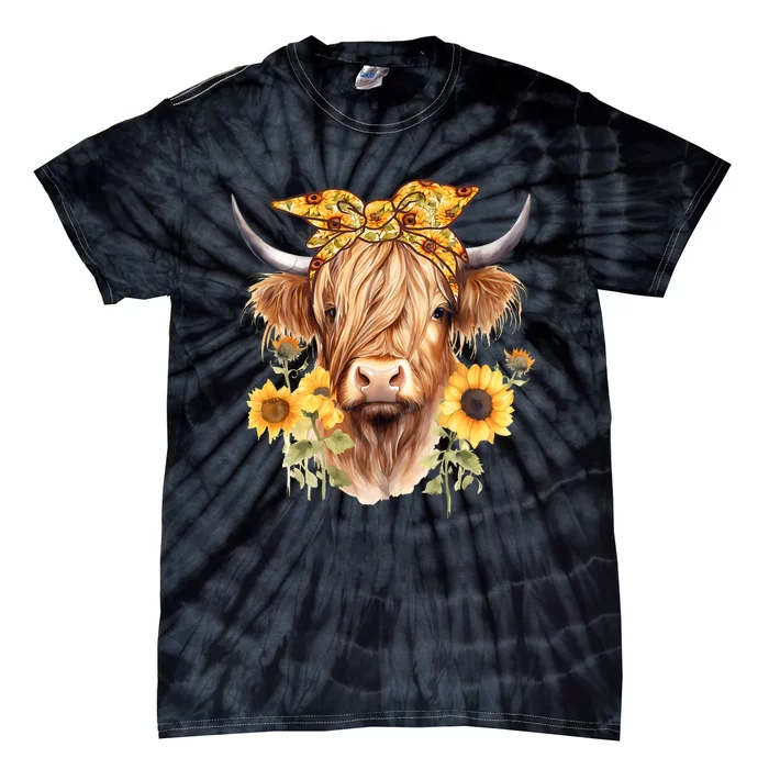 Cute Scottish Highland Cow Wearing Sunflower Bandana Heifer Tie-Dye T-Shirt