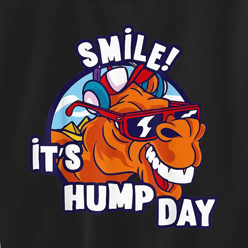 Camel Smile! ItS Hump Day Funny Hump Day Camel Sunglass Kids Sweatshirt