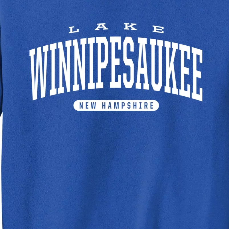 College Style Lake Winnipesaukee New Hampshire Souvenir Gift Great Gift Sweatshirt