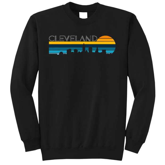 Cleveland Skyline Vintage Retro Sunset Cleveland Cityscape Sweatshirt