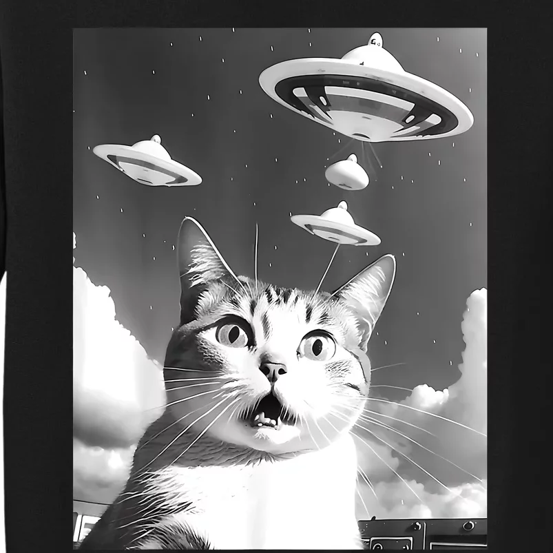 Cat Selfie With Alien UFO Spaceship Funny Cat Lovers Tall Sweatshirt