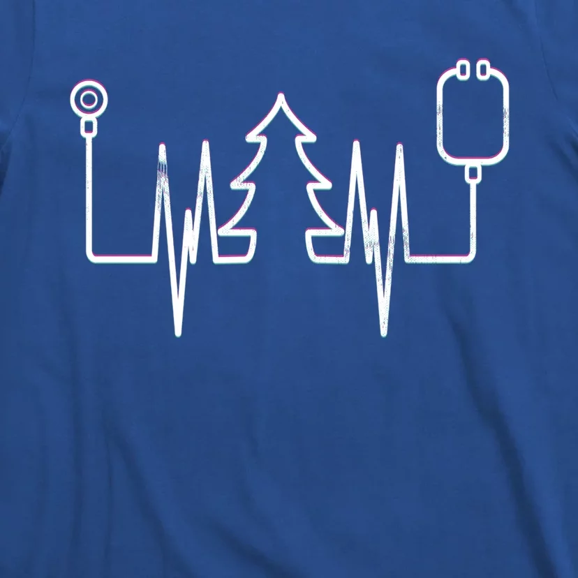 Christmas Tree Heartbeat Doctor Stethoscope Xmas Holidays Funny Gift T-Shirt