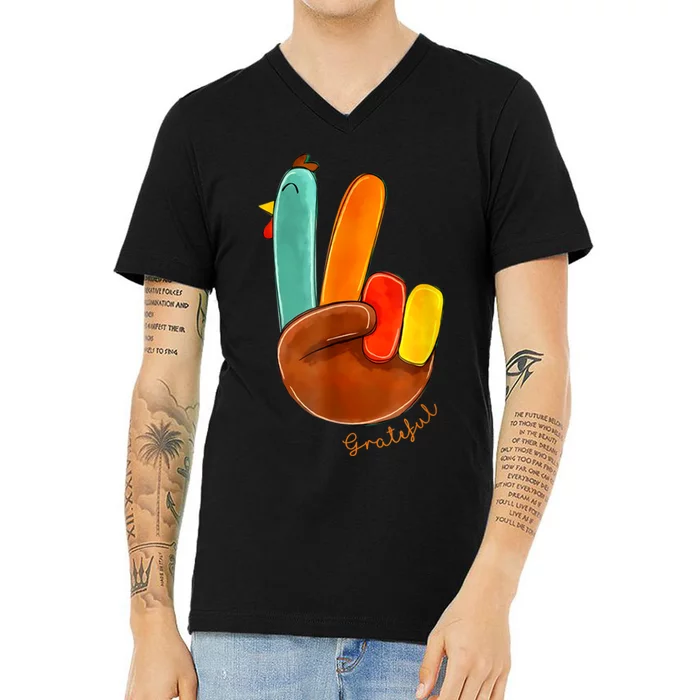 Cute Thanksgiving Turkey Peace Sign Grateful V-Neck T-Shirt