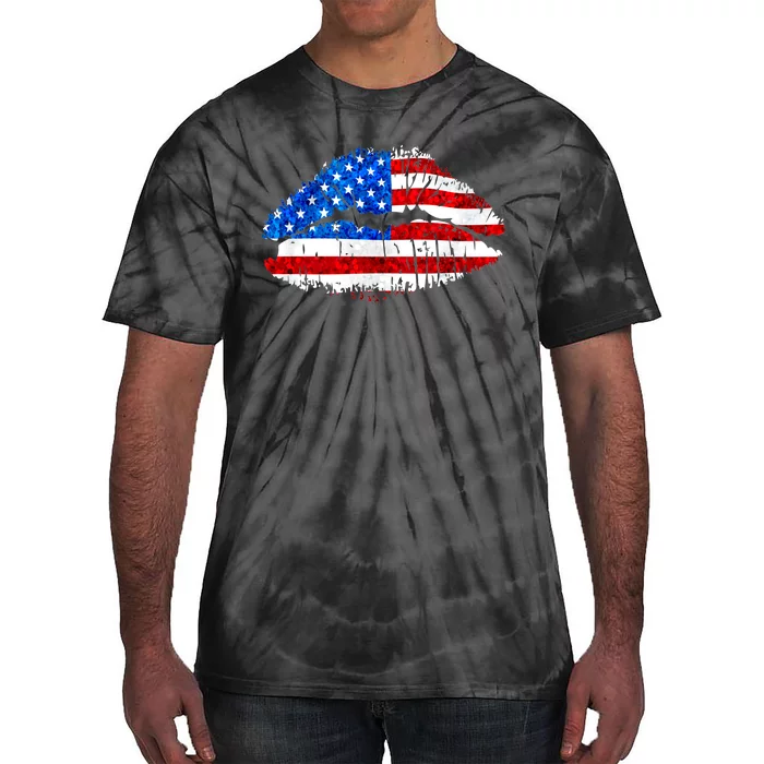 Cute Patriot USA American Flag Lipstick Kiss Tie-Dye T-Shirt