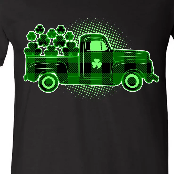 Cute St Patrick's Day Plaid Pick Up Truck Full Of Shamrocks Clovers V-Neck T-Shirt