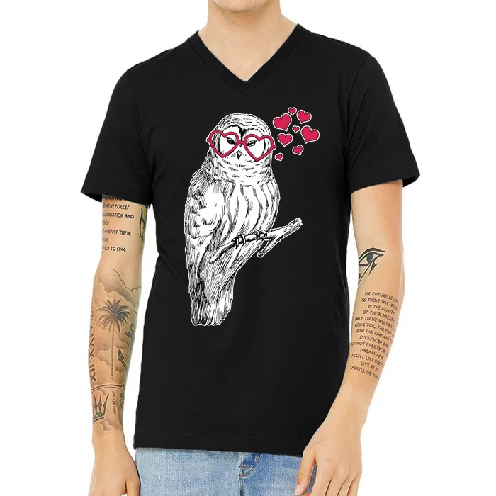 Cute Valentine's Day Heart Glasses Owl Love V-Neck T-Shirt