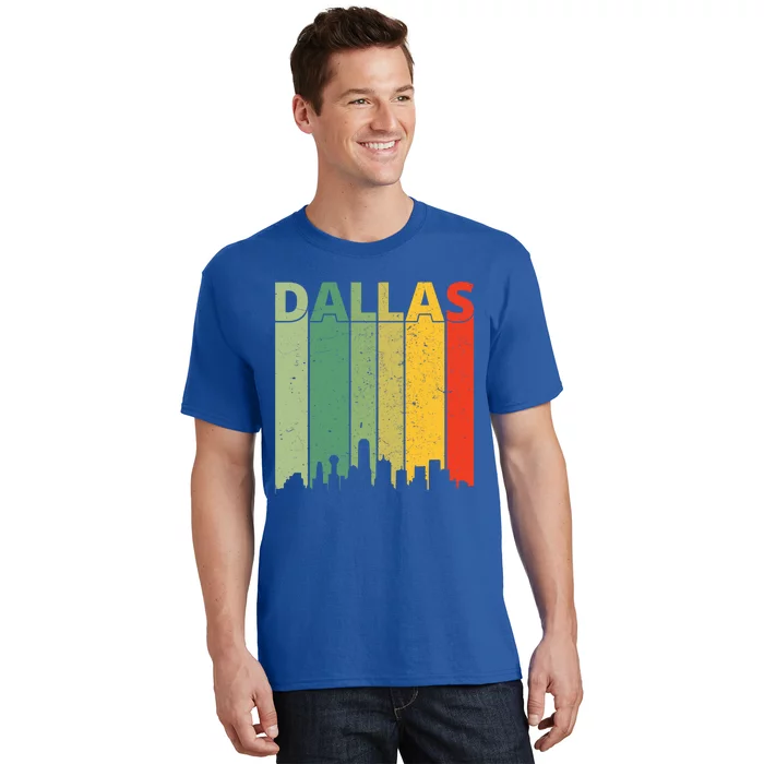 Dallas Cool Gift 80s Vintage Retro Dallas Texas Skyline Gift T-Shirt