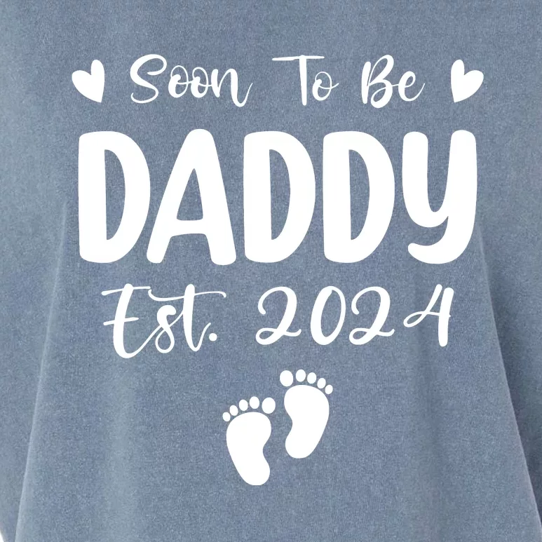 Dad Est 2024 Soon To Be Daddy Pregnancy Announcement Garment-Dyed Women's Muscle Tee