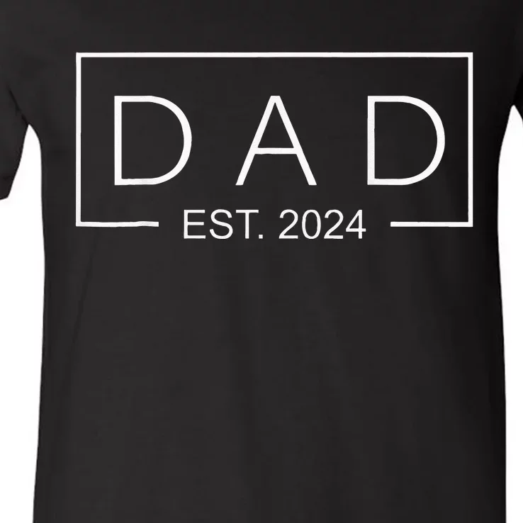 Dad Est 2024 Soon To Be Dad 2024 Pregnancy Announcement V-Neck T-Shirt