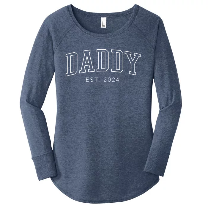 Daddy Est 2024 New Dad Fathers Day Gift Women's Perfect Tri Tunic Long Sleeve Shirt