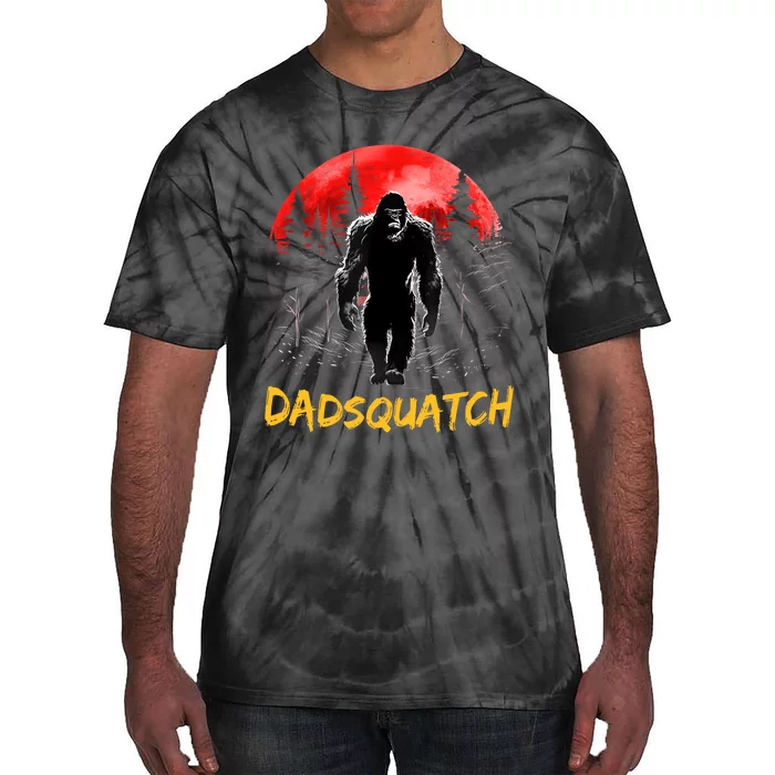 Dadsquatch Funny Bigfoot Dad Sasquatch Yeti Gift Fathers Day Tie-Dye T-Shirt