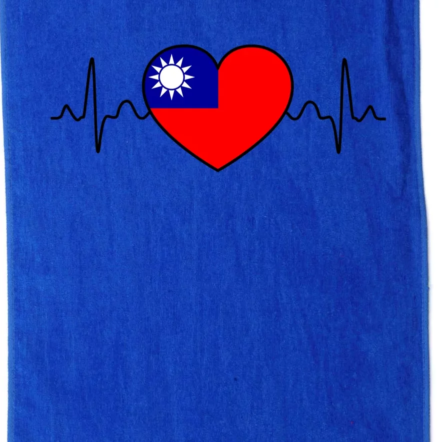 Distressed Flag Heartbeat Design Cool Taiwan Flag Gift Platinum Collection Golf Towel