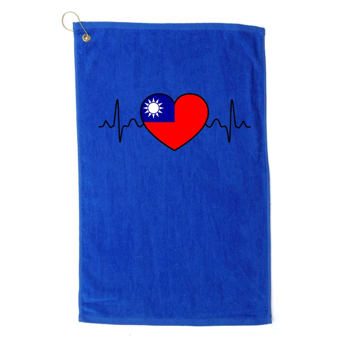 Distressed Flag Heartbeat Design Cool Taiwan Flag Gift Platinum Collection Golf Towel