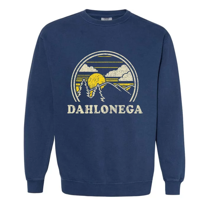 Dahlonega Georgia Ga Vintage Hiking Mountains Garment-Dyed Sweatshirt