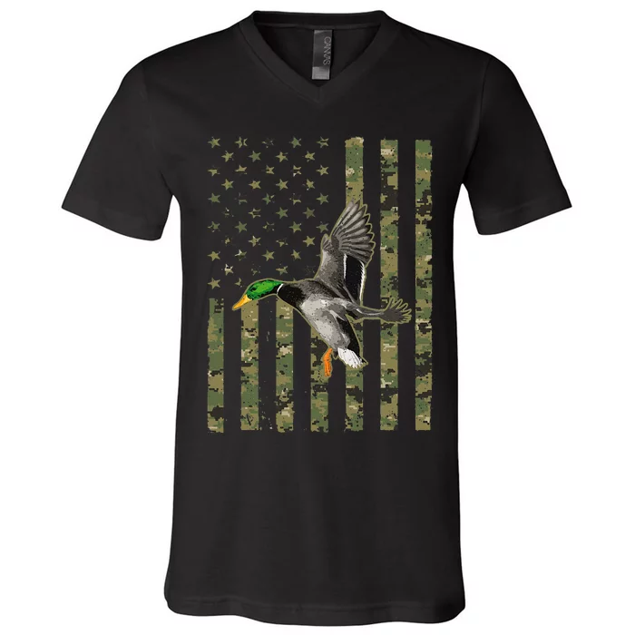 Duck Hunting Design Goose Hunt Duck Hunter V-Neck T-Shirt