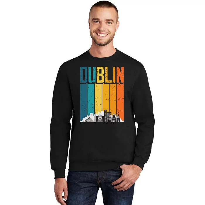 Dublin Ireland Retro Vintage Sunset Skyline Dublin Tall Sweatshirt