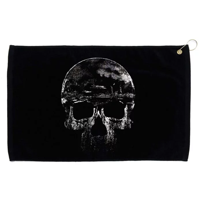 Distressed Skull Graphic Grommeted Golf Towel