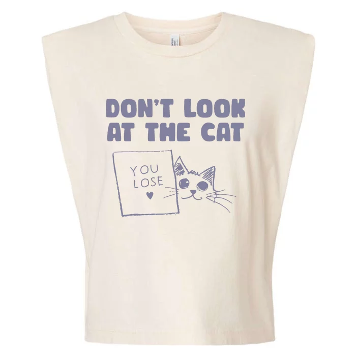 Dont Look At The Cat 90s Retro Graphic Garment-Dyed Women's Muscle Tee