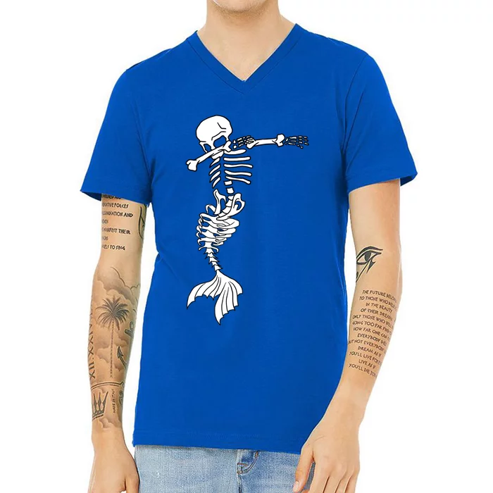 Dabbing Mermaid Skeleton Halloween Creepy Dab Dance Humor Gift V-Neck T-Shirt